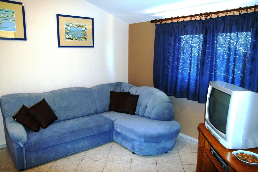 Korsa Apartment Sveti Lovreč Pazenatički Kültér fotó