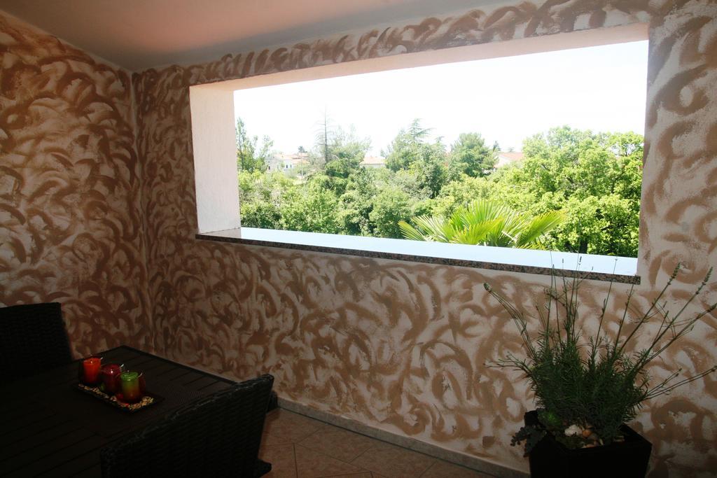 Korsa Apartment Sveti Lovreč Pazenatički Kültér fotó