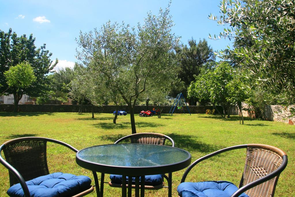 Korsa Apartment Sveti Lovreč Pazenatički Kültér fotó
