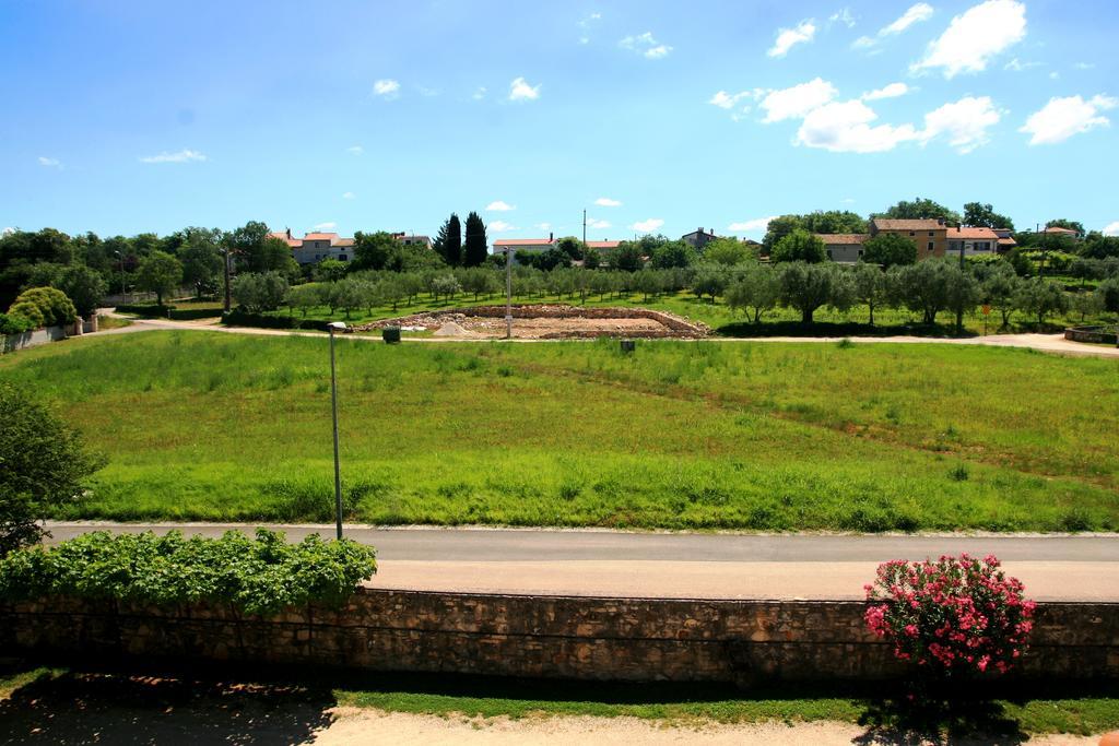 Korsa Apartment Sveti Lovreč Pazenatički Kültér fotó